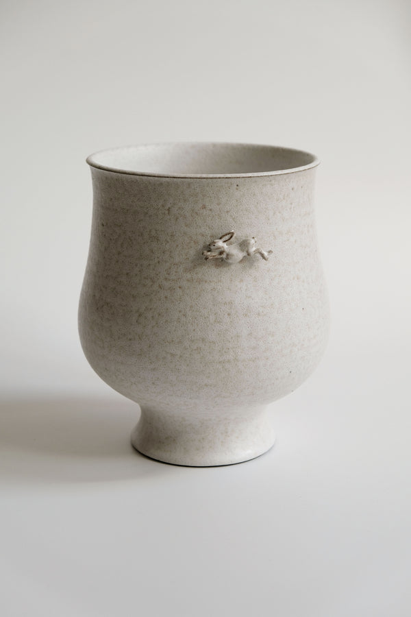 Moonrise Hopping Hare Vessel Nº09