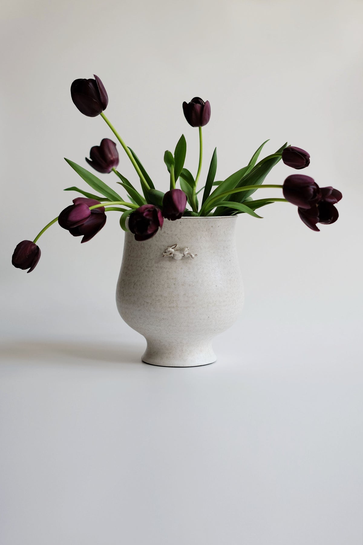 Moonrise Hopping Hare Vessel Nº09
