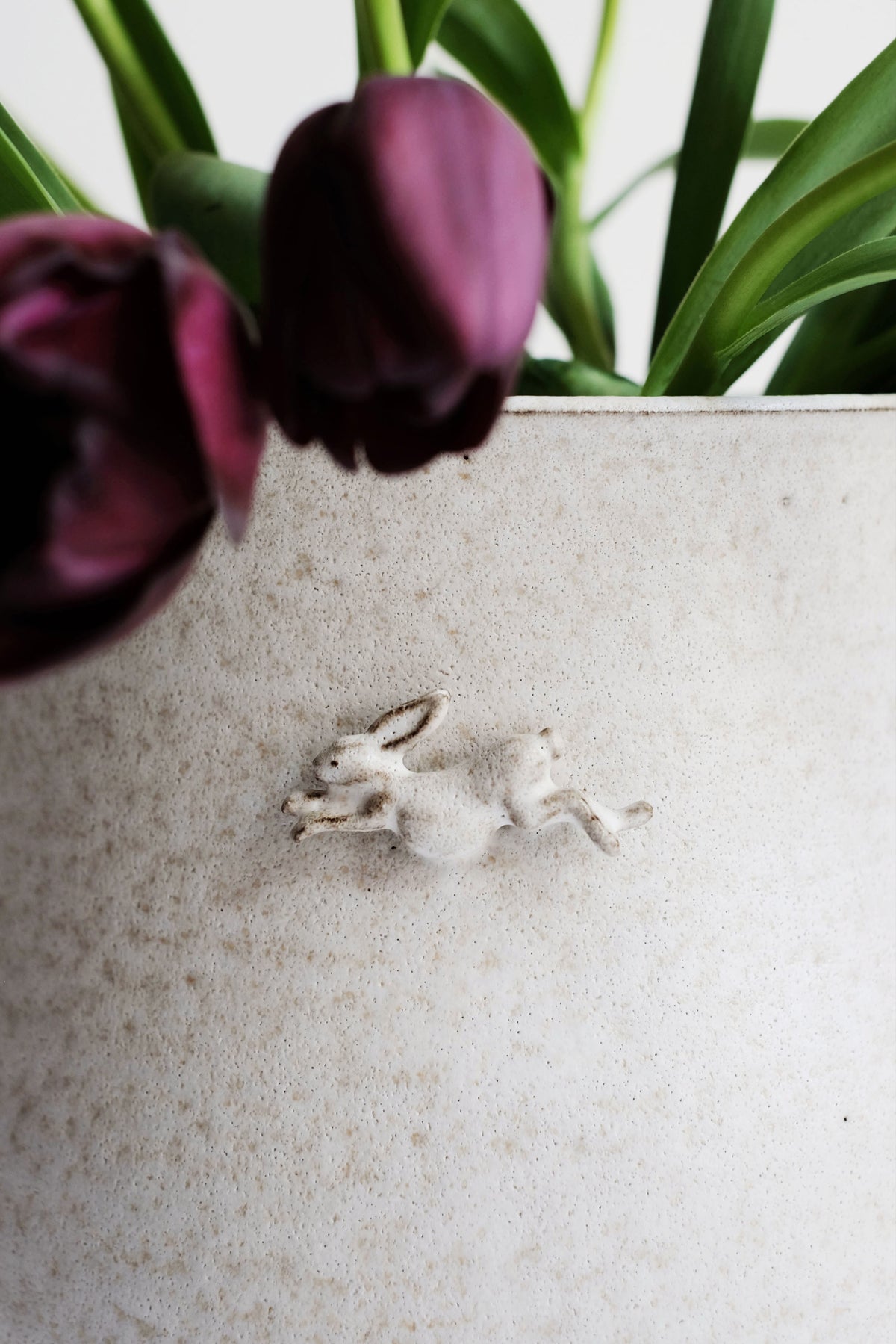 Moonrise Hopping Hare Vessel Nº09