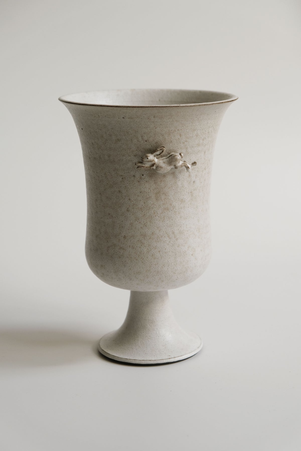 Moonrise Hopping Hare Vessel Nº13