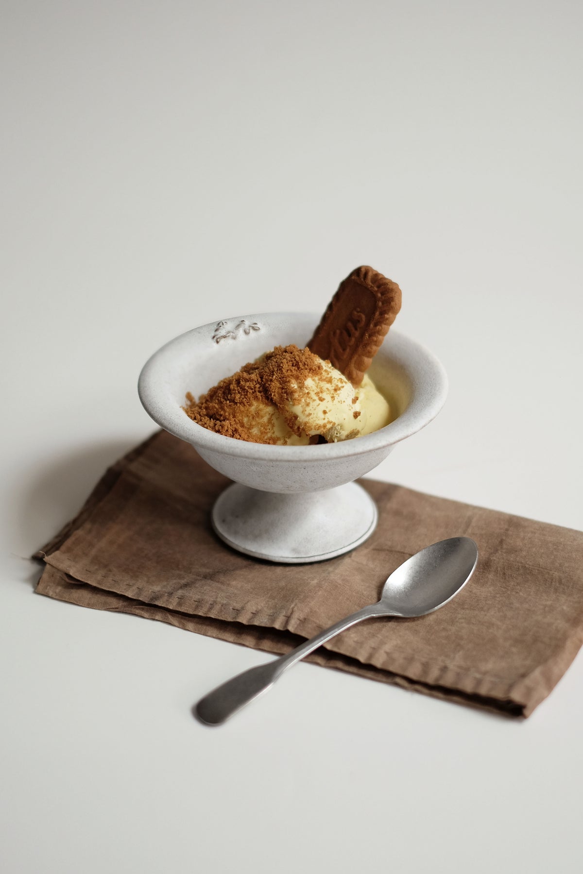 Moonrise Mini Hare Ice-cream Cup