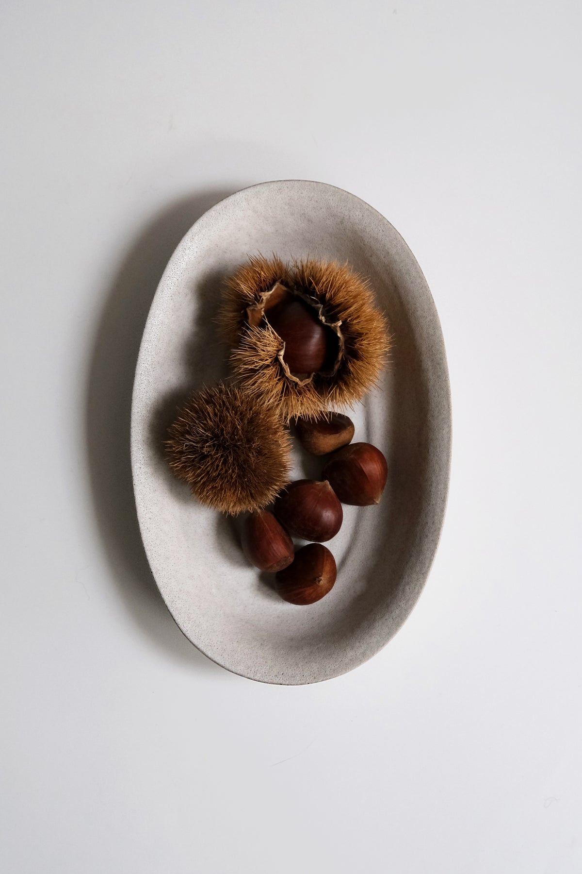 Moonrise Deep Plate, Oval