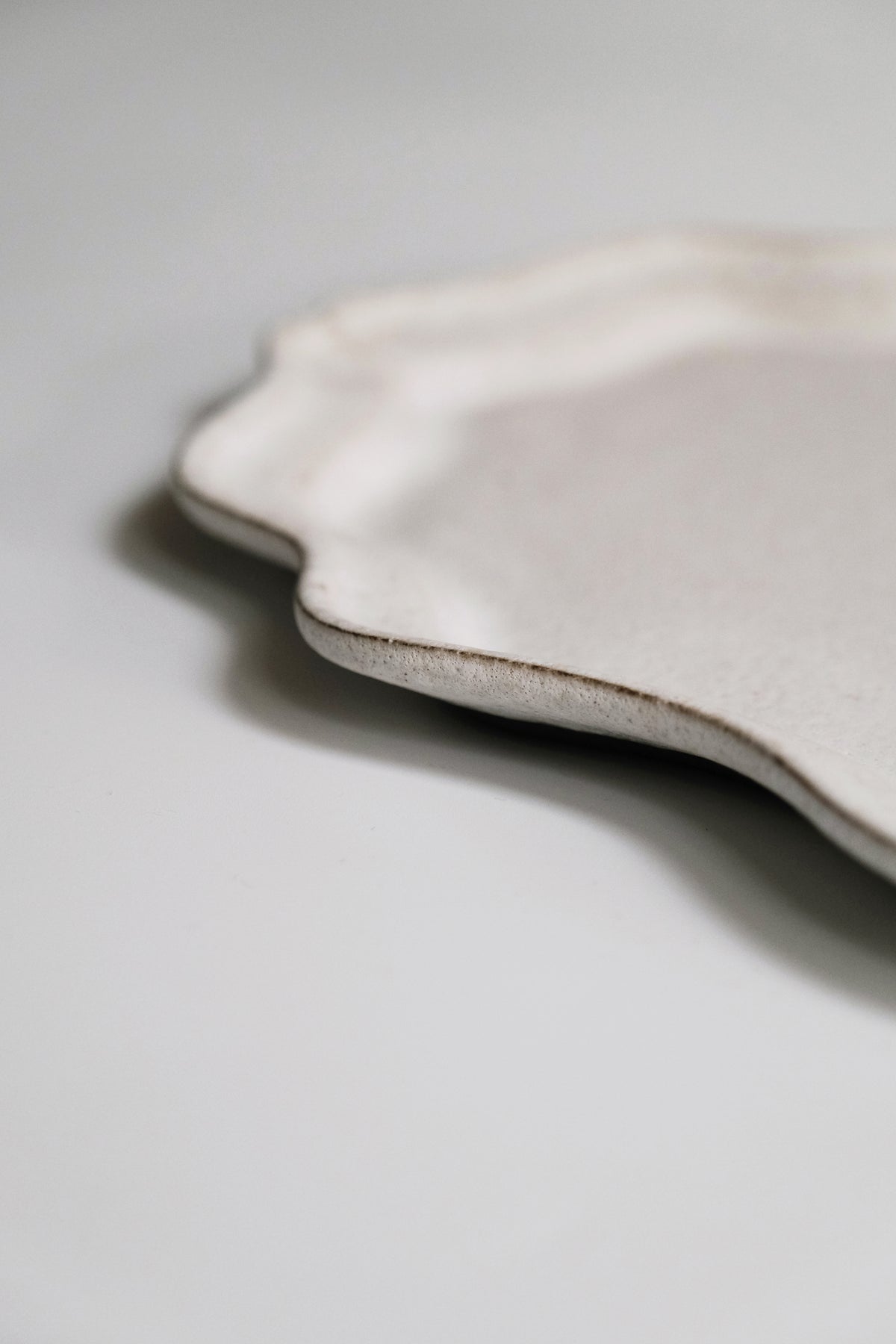 Moonrise Platter Large, Shell
