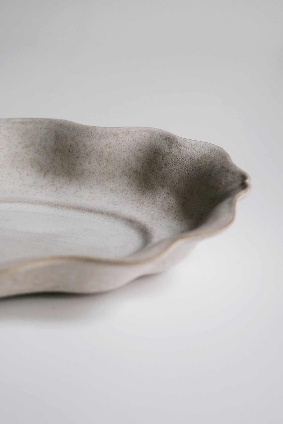 Moonrise Deep Plate, Shell