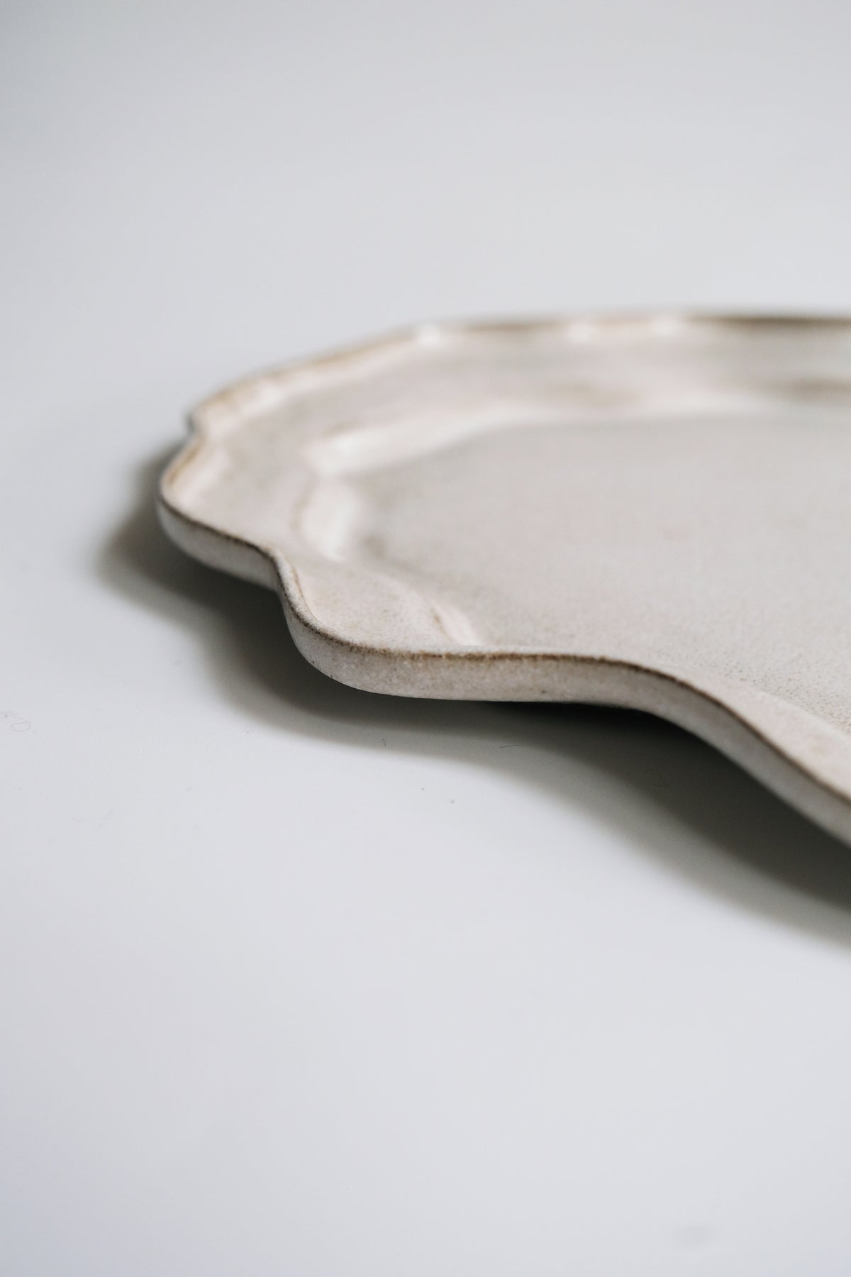 Moonrise Platter Medium, Shell