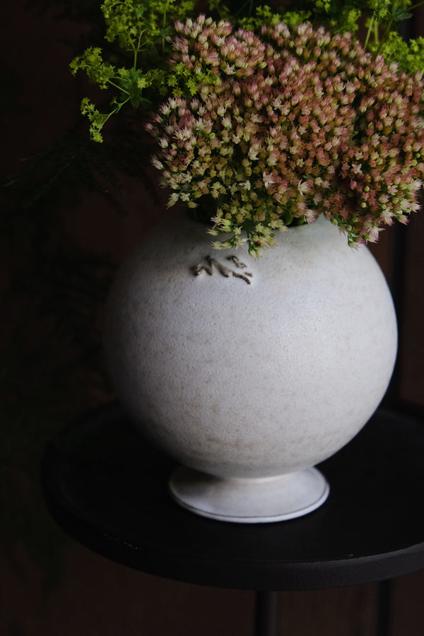 Moonrise Mini Hare Moon Vessel