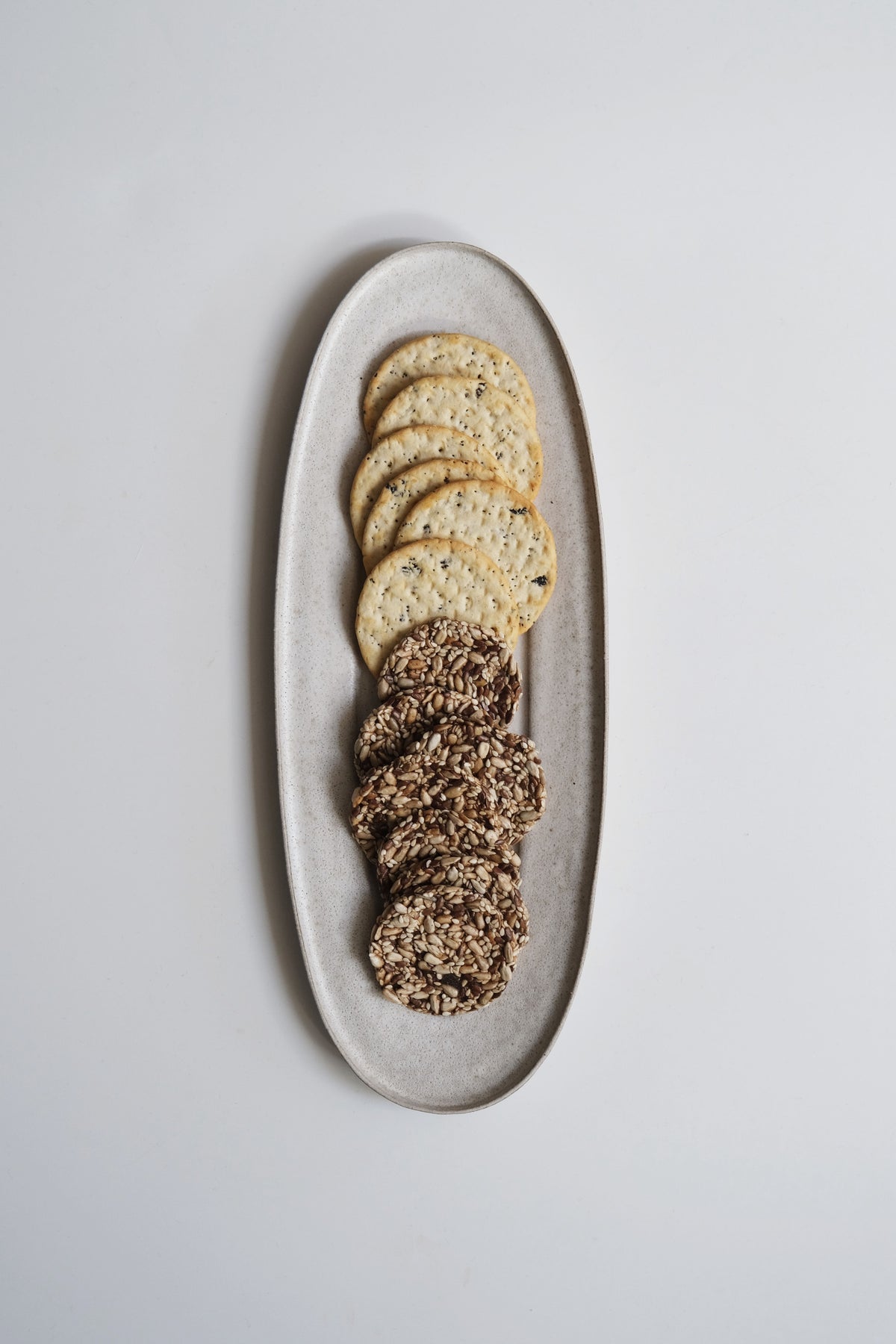 Moonrise Baguette Plate, Oval