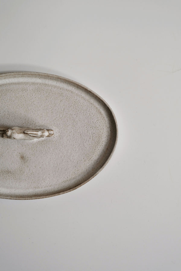 Moonrise Hopping Hare Plate, Run