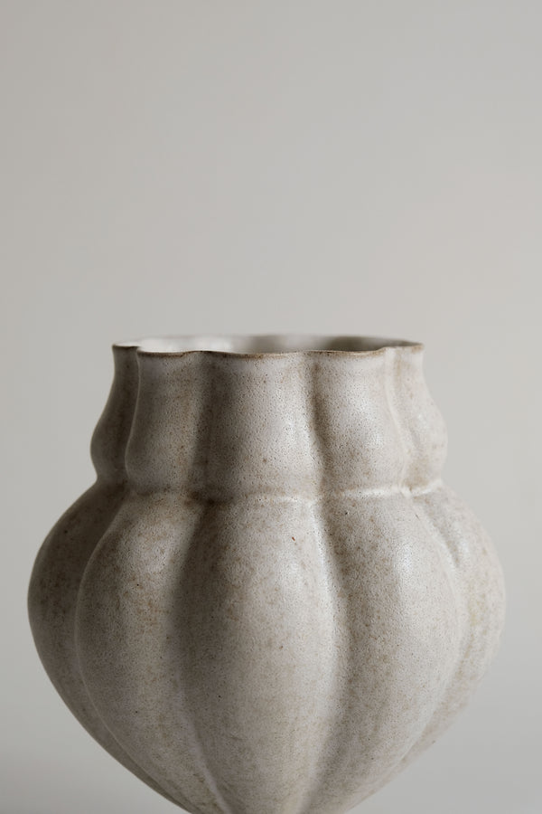 Moonrise Shell Vase No.51