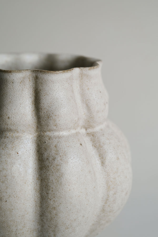 Moonrise Shell Vase No.51