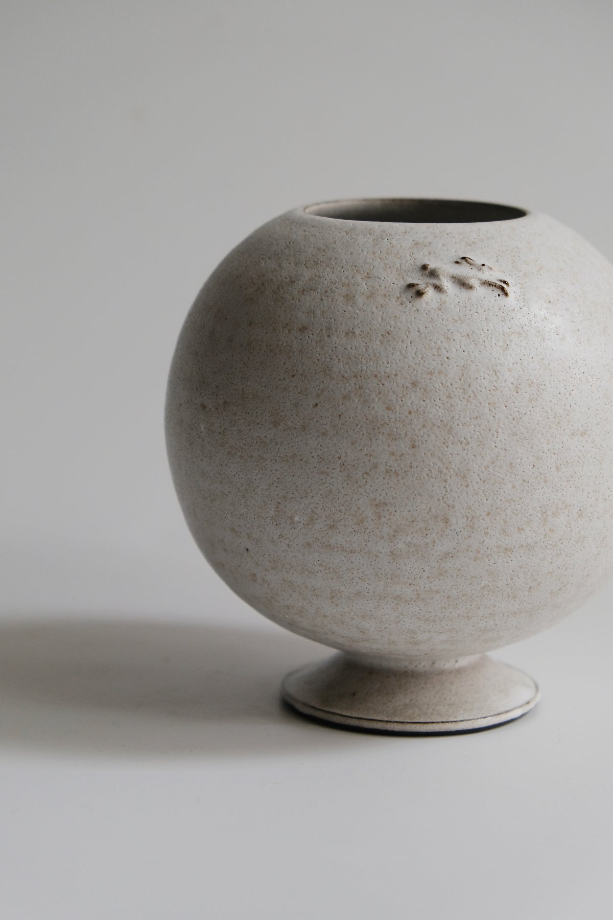 Moonrise Mini Hare Moon Vessel